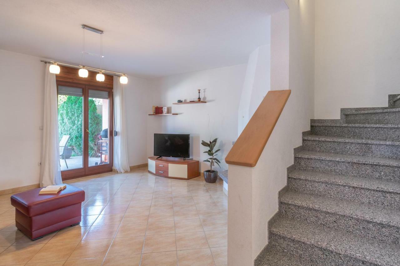 Ferienhaus Mary Ližnjan Εξωτερικό φωτογραφία